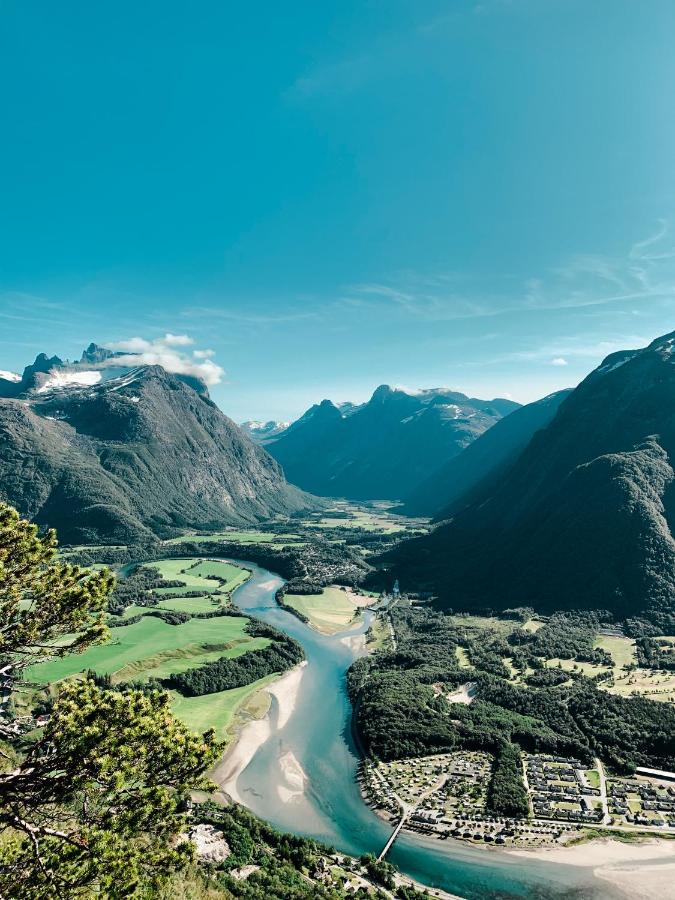 Andalsnes Hytteutleie المظهر الخارجي الصورة